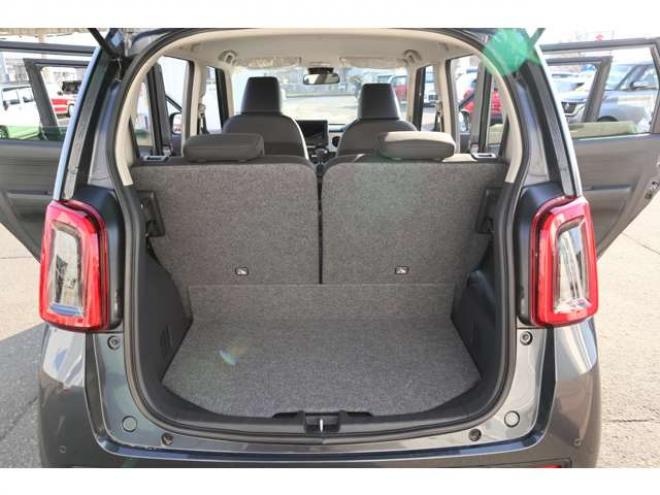 N-ONEオリジナル 4WD　シートヒーター　電動パーキングブレーキ　LEDヘッドライト　アダプティブクルーズコントロール　パーキングセンサー　ナビ装着車用スペシャルパッケージ 660