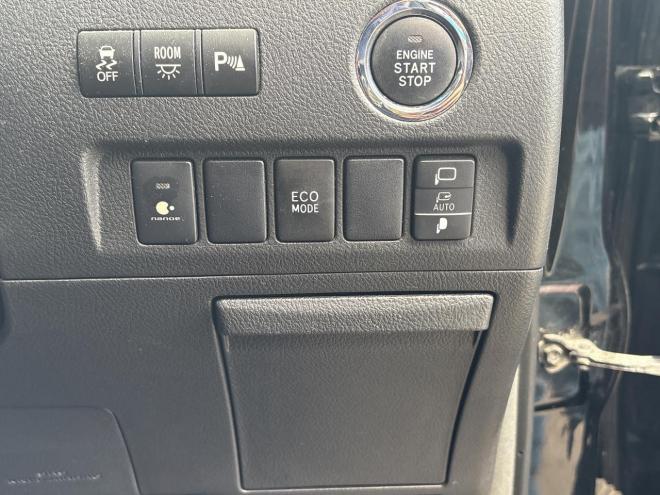 ヴェルファイア2.4Zゴールデンアイズ 4WD ローンが不安な方＜優遇ローン＞ 社外SDナビ　両側パワースライド　電動リアゲート 4WD 2400 5Dr