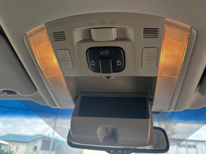 ヴェルファイア2.4Zゴールデンアイズ 4WD ローンが不安な方＜優遇ローン＞ 社外SDナビ　両側パワースライド　電動リアゲート 4WD 2400 5Dr