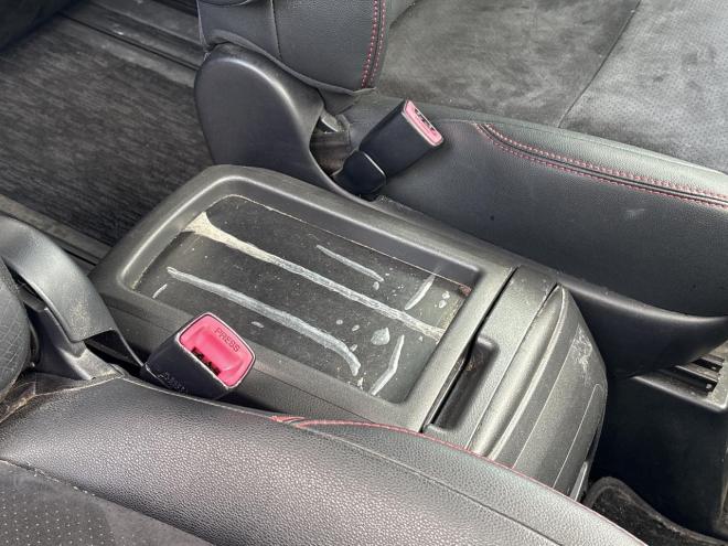 ヴェルファイア2.4Zゴールデンアイズ 4WD ローンが不安な方＜優遇ローン＞ 社外SDナビ　両側パワースライド　電動リアゲート 4WD 2400 5Dr