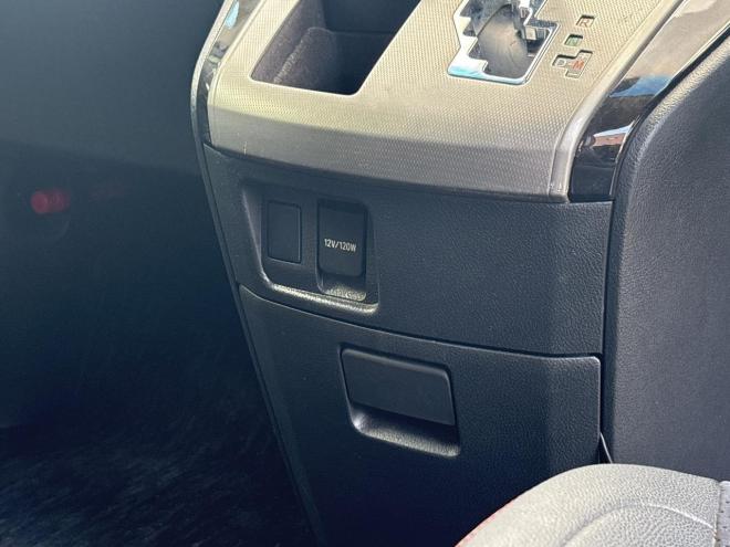 ヴェルファイア2.4Zゴールデンアイズ 4WD ローンが不安な方＜優遇ローン＞ 社外SDナビ　両側パワースライド　電動リアゲート 4WD 2400 5Dr