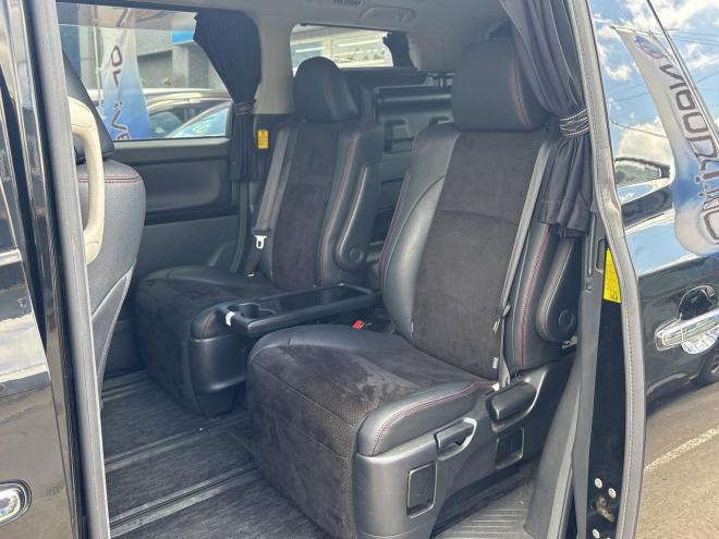 ヴェルファイア2.4Zゴールデンアイズ 4WD ローンが不安な方＜優遇ローン＞ 社外SDナビ　両側パワースライド　電動リアゲート 4WD 2400 5Dr