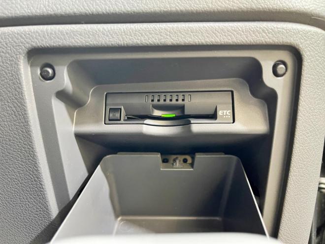 ヴォクシー2.0ZS煌 4WD 5年保証 スマキー 両側パワスラ ナビTV Bカメ ETC 自社認証工場 車検整備2年付 寒冷地仕様 禁煙