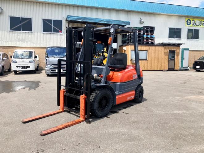 フォークリフトトヨタ　中古　6FG20　建機