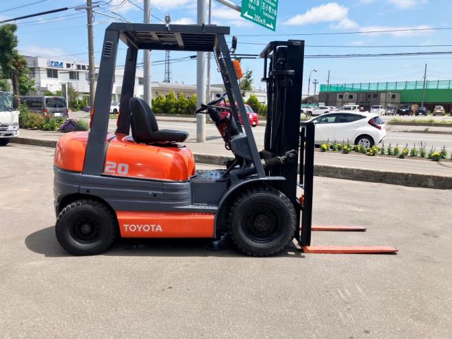 フォークリフトトヨタ　中古　6FG20　建機