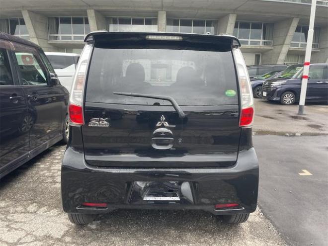eKカスタムＴ　４ＷＤ　ターボ　バックカメラ　ＥＴＣ　オートライト　ＨＩＤ　スマートキー　電動格納ミラー　シートヒーター　ベンチシート　ＣＶＴ　盗難防止システム　ＡＢＳ　　衝突安全ボディ　エアコン　パワーステアリング（北海道） 4WD 660 5Dr