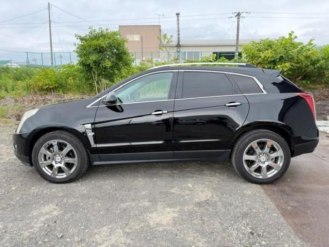 キャデラックSRXクロスオーバー　プレミアム4WD 4WD 3000 5Dr