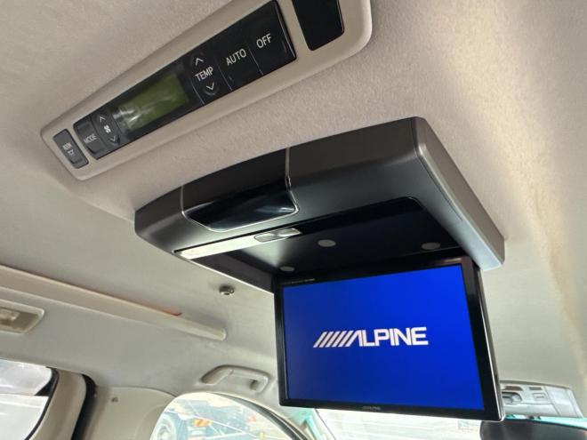 ヴェルファイア2.4Zゴールデンアイズ 4WD　ローンが不安な方＜優遇ローン＞　本州仕入　寒冷地仕様　アルパイン8型ナビ　後席モニター 4WD 2400 5Dr