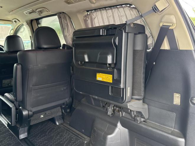 ヴェルファイア2.4Zゴールデンアイズ 4WD　ローンが不安な方＜優遇ローン＞　本州仕入　寒冷地仕様　アルパイン8型ナビ　後席モニター 4WD 2400 5Dr