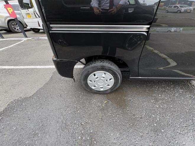 ハイゼットHIJET CARGO 4WD CRUSE TURBO寒冷地仕様　リアヒーター　地デジナビ　TURBO　バイザー　キーレス　ABS　　全磨き済　エンジンオイル交換　ATF交換 4WD 660 5Dr