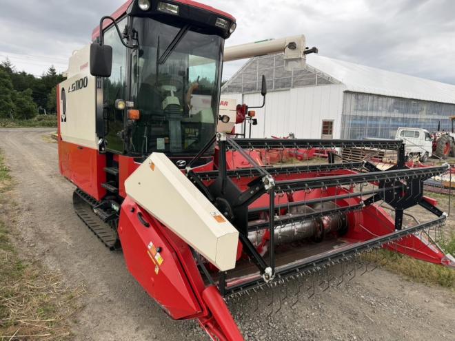 収穫機美車！汎用コンバイン ヤンマー AG1100 110馬力 米麦大豆の刈り取りに