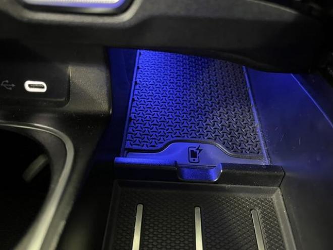 ベンツＳ５００ロング　４マチック　ＡＭＧライン　ショーファーＰＫＧ　マイバッハグリル　リアエンターテイメント　ＡＭＧ２１インチＡＷ　ブラックレザーシート　電動サンルーフ　１２．８インチ有機ＥＬディスプレイ　ヘッドアップディスプレイ　ドラレコ 4WD 3000 4Dr