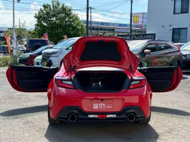BRZ2.4 S　純正9型ナビTV/バックカメラ/STIフロントタワーバー/STIマフラー/衝突軽減/シートヒーター/LEDヘッドライト/ドライブレコーダー/ 2WD 2400