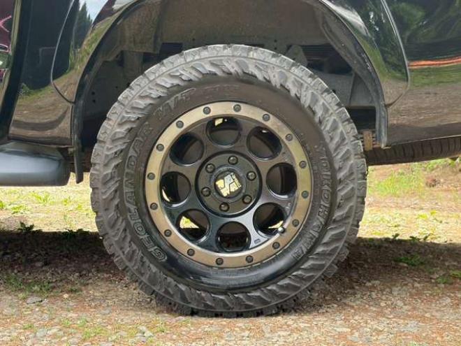 ハイラックス2.4 Z GRスポーツ ディーゼルターボ 4WD　エアコン パワステ パワーウィンドウ キーレス 電動シート フロントカメラ サイドカメラ バックカメラ ETC  トノカバー 社外ホイール クルーズコントロール MTモード付き 純正ナビ 2400