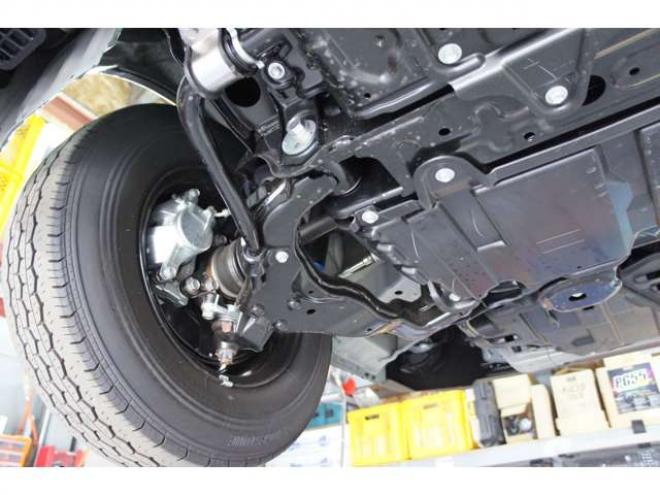 ハイエースバン2.7 スーパーGL ワイド ロング ミドルルーフ 4WD　登録済未使用車9型/丸目フェイス/アースカラー/4WD/2.7ガソリン/ナビ付 2700