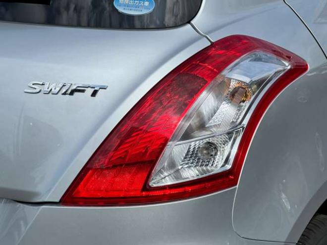 スイフト1.2 XG 4WD　プッシュスタート　スマートキー　オートエアコン　電動格納ミラー　前席シートヒーター　ETC 1200