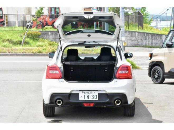 スイフトスポーツ　セーフティパッケージ装着車　デュアルセンサーブレーキサポート　６ＭＴ　ワンオーナー