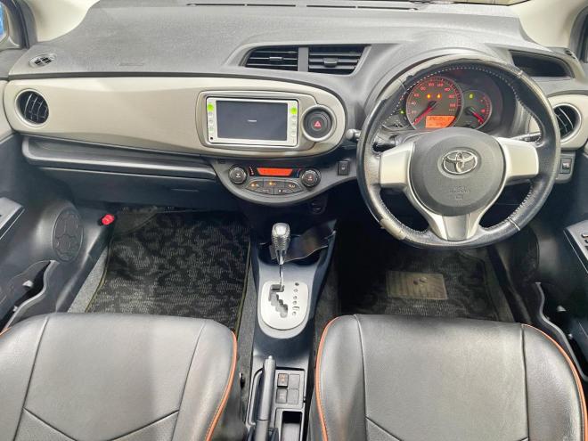 ヴィッツ1.3U 4WD 5年保証 スマキー Bカメ シートヒーター 自社認証工場 車検整備2年付 修復歴無 寒冷地仕様 禁煙