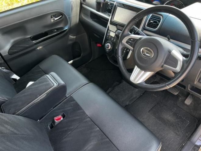 タントカスタムRSトップエディション 4WD 660 5Dr