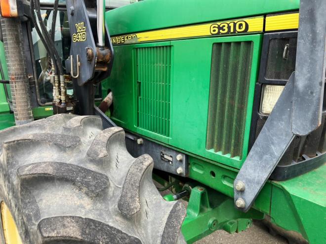トラクタージョンデア　中古　JD6310