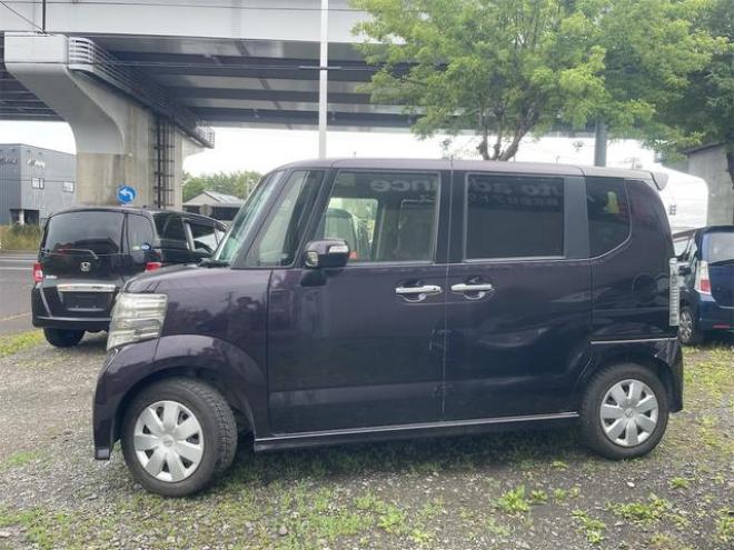 N-BOXカスタム Ｇ　ターボＳＳパッケージ　４ＷＤ　バックカメラ　両側電動スライドドア　オートクルーズコントロール　衝突被害軽減システム　オートライト　スマートキー　アイドリングストップ　電動格納ミラー　シートヒーター　ベンチシート　ＣＶＴ（北海道） 4WD 660 5Dr