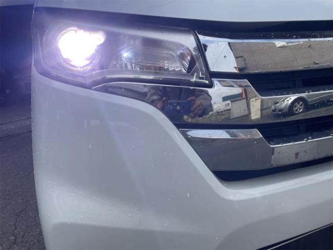 デイズハイウェイスター　Ｘ　４ＷＤ　リアカメラ　セキュリティアラーム　Ｓキー　Ａストップ　衝突安全ボディ　フルオートエアコン　寒冷地仕様　パワーウィンドウ　ベンチシート　ダブルエアバッグ　４ＷＤ　エアバック　キーレス　ＡＢＳ（北海道） 4WD 660 5Dr