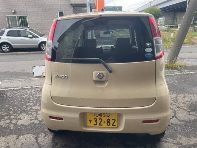 モコＳ　ＦＯＵＲ　４ＷＤ　キーレスエントリー　シートヒーター　ベンチシート　ＡＴ　盗難防止システム　ＡＢＳ　ＣＤ　衝突安全ボディ　エアコン（北海道） 4WD 660 5Dr