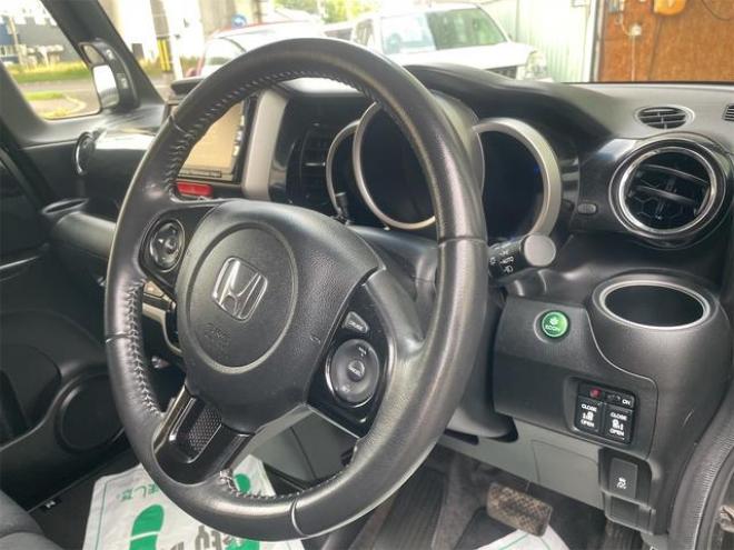 N-BOXカスタム Ｇ　ターボＳＳパッケージ　フルタイム４ＷＤ（北海道） 4WD 660 5Dr