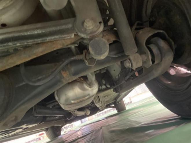 アルトＦ　４ＷＤ　シートヒーター　ＡＴ　盗難防止システム　ＡＢＳ　ＣＤ　衝突安全ボディ　エアコン　パワーステアリング　パワーウィンドウ（北海道） 4WD 660 5Dr