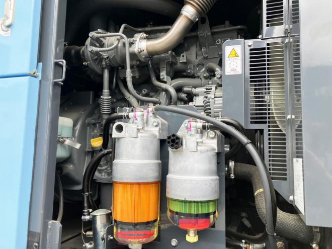 発電機北越エアマン　中古　SDG60LXR-5B1　エンジン発電機　
