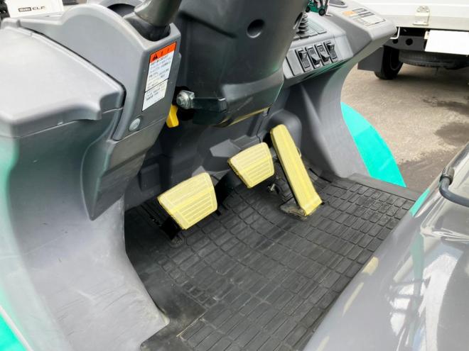 フォークリフト三菱　中古　FDE25T　建機