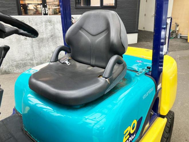 フォークリフトコマツ　中古　FD20LC-14　建機