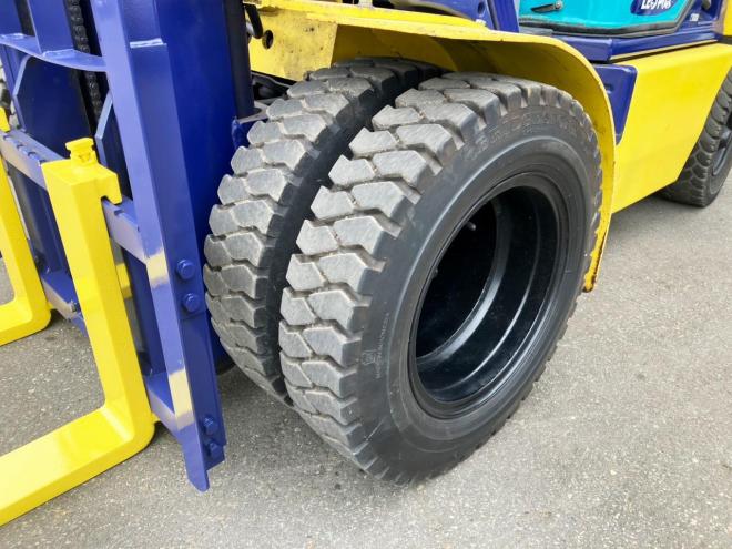 フォークリフトコマツ　中古　FD20LC-14　建機