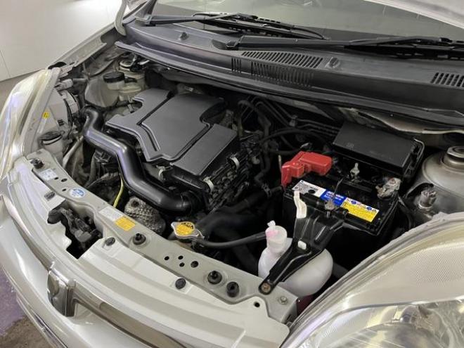 パッソ１．０Ｘ　Ｌパッケージ　キリリ　寒冷地仕様　禁煙車　純正ＳＤナビ　地デジ　Ｂｌｕｅｔｏｏｔｈオーディオ　バックカメラ　スマートキー　エンジンスターター　ＨＩＤヘッドライト　社外１４インチＡＷ　社外１３ＡＷ＋スタッドレスタイヤ付 4WD 1000 5Dr