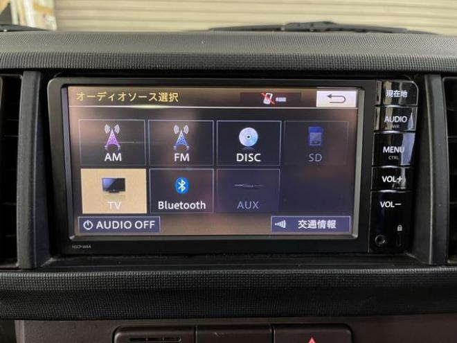 パッソ１．０Ｘ　Ｌパッケージ　キリリ　寒冷地仕様　禁煙車　純正ＳＤナビ　地デジ　Ｂｌｕｅｔｏｏｔｈオーディオ　バックカメラ　スマートキー　エンジンスターター　ＨＩＤヘッドライト　社外１４インチＡＷ　社外１３ＡＷ＋スタッドレスタイヤ付 4WD 1000 5Dr