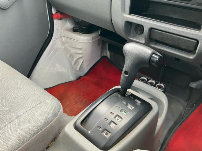 ミニキャブトラック Ｖタイプ　４ＷＤ　オートマ　エアコン（北海道） 4WD 660 2Dr
