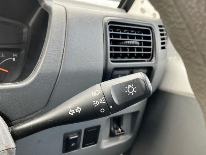 ミニキャブトラック Ｖタイプ　４ＷＤ　オートマ　エアコン（北海道） 4WD 660 2Dr