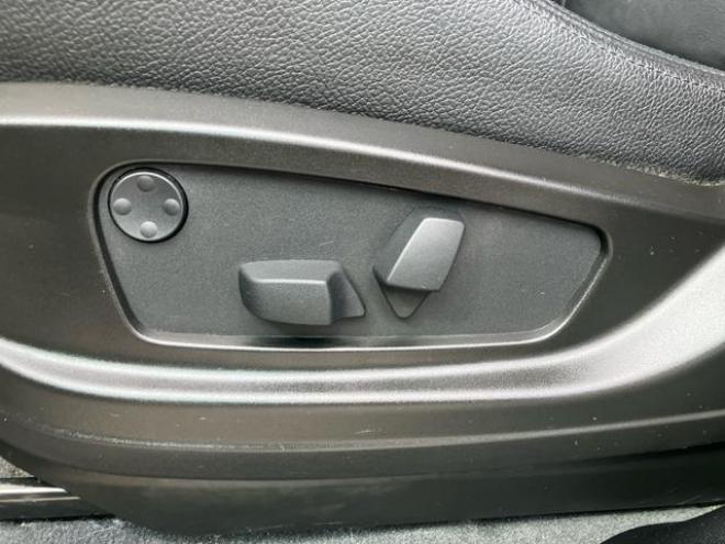 BMWＸ６ ｘＤｒｉｖｅ　３５ｉ　４ＷＤ　社外アルミ　バックカメラ　サンルーフ　ツインターボ（北海道） 4WD 3000 5Dr