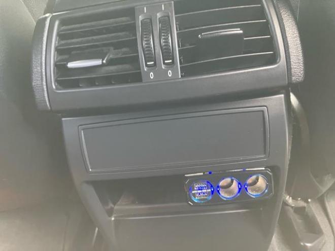 BMWＸ６ ｘＤｒｉｖｅ　３５ｉ　４ＷＤ　社外アルミ　バックカメラ　サンルーフ　ツインターボ（北海道） 4WD 3000 5Dr
