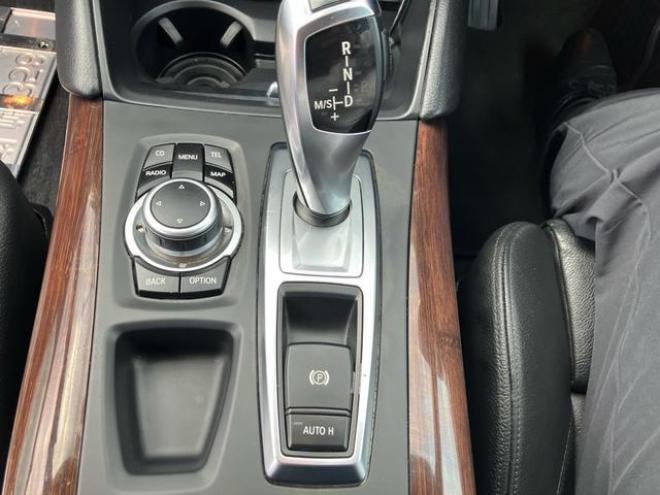 BMWＸ６ ｘＤｒｉｖｅ　３５ｉ　４ＷＤ　社外アルミ　バックカメラ　サンルーフ　ツインターボ（北海道） 4WD 3000 5Dr