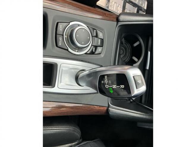 BMWＸ６ ｘＤｒｉｖｅ　３５ｉ　４ＷＤ　社外アルミ　バックカメラ　サンルーフ　ツインターボ（北海道） 4WD 3000 5Dr