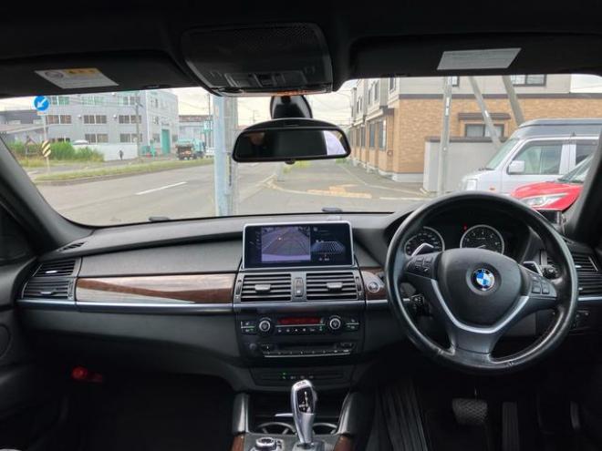 BMWＸ６ ｘＤｒｉｖｅ　３５ｉ　４ＷＤ　社外アルミ　バックカメラ　サンルーフ　ツインターボ（北海道） 4WD 3000 5Dr