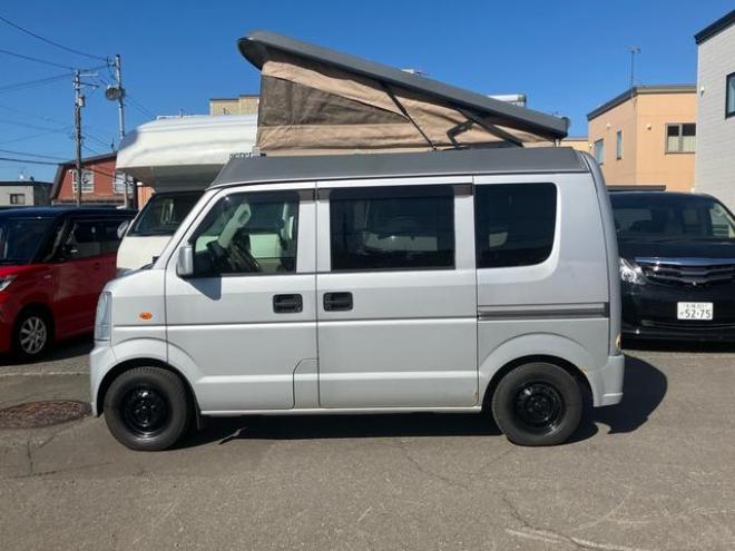 エブリイジョインターボ　４ＷＤ　　外部充電　二段ベット　ポップアップ　ターボ　キャンピング仕様　タンク式シンク　ヒーター　テーブル　テレビ　パワーウィンドウ　ナビ取り扱い説明書（北海道） 4WD 660 5Dr