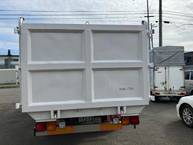 フォワードベースグレード　積載量２７００ｋｇ　荷台アルミ　荷台長さ５．３ｍ　巾２．１２ｍ　深さ１．４ｍ（北海道） 2WD 7800(D) 2Dr