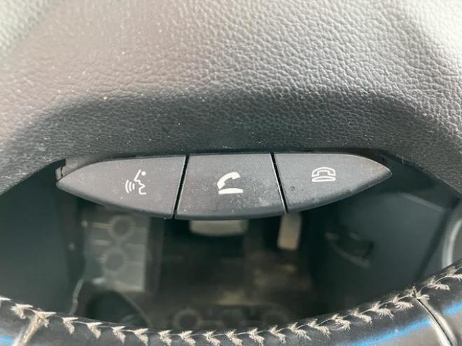 デリカＤ：５ Ｇ　プレミアム　４ＷＤ　フロントガード　ルーフラック　バックカメラ　マットタイヤ　社外アルミ　ＴＶ付ナビ　ＥＴＣ（北海道） 4WD 2400 5Dr
