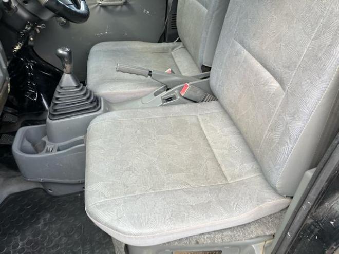 クリッパートラック ＳＤブラックＬＴＤ　４ＷＤ　エアコン　ＥＴＣ　パワステ（北海道） 4WD 660 2Dr