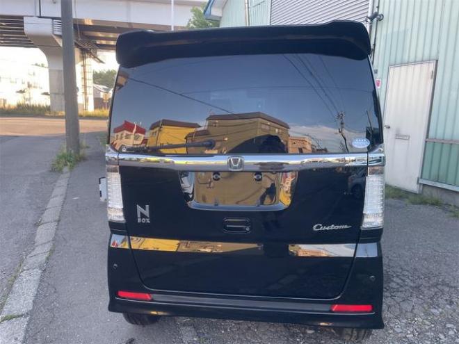 N-BOXカスタム Ｇ・ターボパッケージ ４ＷＤ バックカメラ 両側電動スライドドア ＴＶ クリアランスソナー オートクルーズコントロール オートライト ＨＩＤ スマートキー アイドリングストップ ベンチシート ＣＶＴ 盗難防止システム（北海道） 4WD 660 5Dr