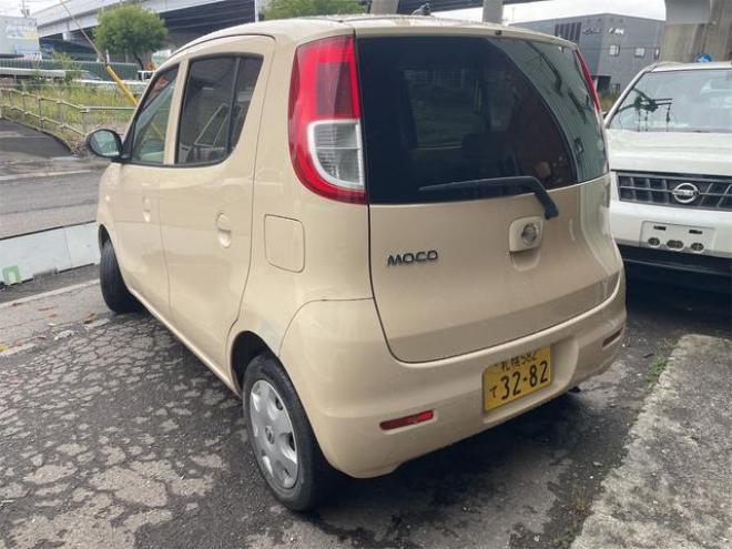 モコＳ ＦＯＵＲ ４ＷＤ キーレスエントリー シートヒーター ベンチシート ＡＴ 盗難防止システム ＡＢＳ ＣＤ 衝突安全ボディ エアコン（北海道） 4WD 660 5Dr