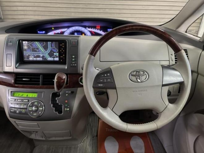 エスティマアエラス　Ｇエディション　本州仕入　モデリスタスポイラー　純正ナビ　フルセグ地デジ　ＤＶＤ再生　Ｂｌｕｅｔｏｏｔｈ　純正リアフリップダウンモニター　両側パワースライドドア　純正１７インチＡＷ　純正１７ＡＷ＋スタッドレスタイヤ付 4WD 2400 5Dr