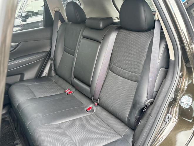 エクストレイル2.0 20XハイブリッドEブレーキPKG 4WD　ローンが不安な方＜優遇ローン＞本州仕入 寒冷地仕様 　純正ナビ　フルセグ 4WD 2000 5Dr